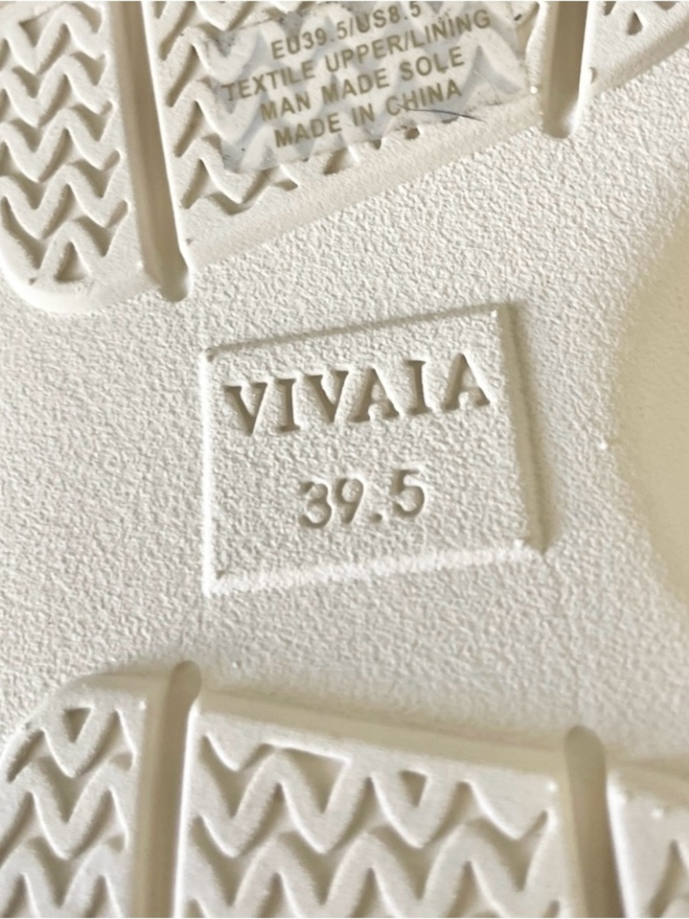 Vivaia Kara Adaptall Sandals Size 8.5 (39.5) Cream Nude Beige Walking Comfort - Picture 10 of 11